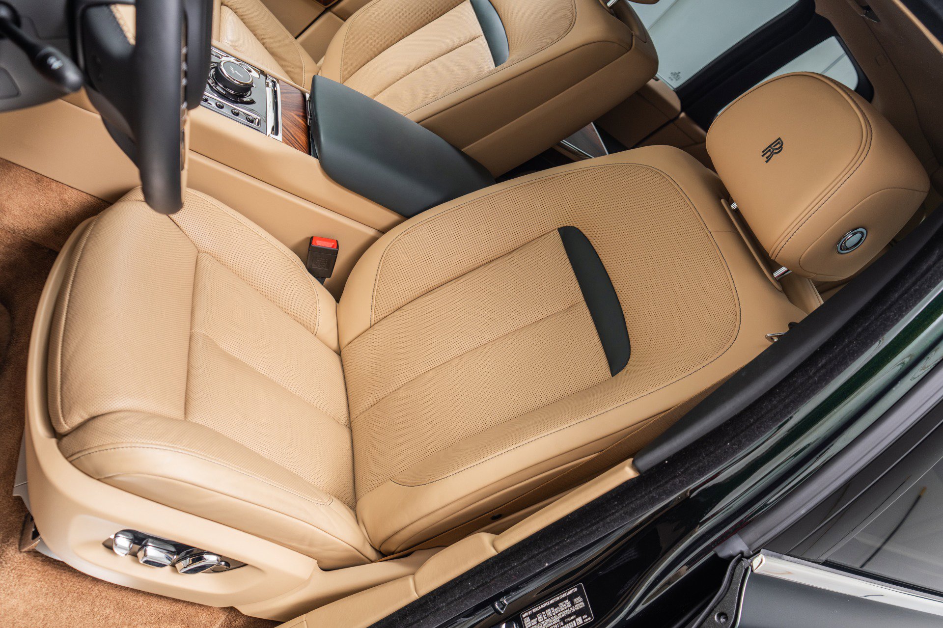 Used 2025 Rolls-Royce Cullinan -Series 2, Bespoke Audio, Star image 26