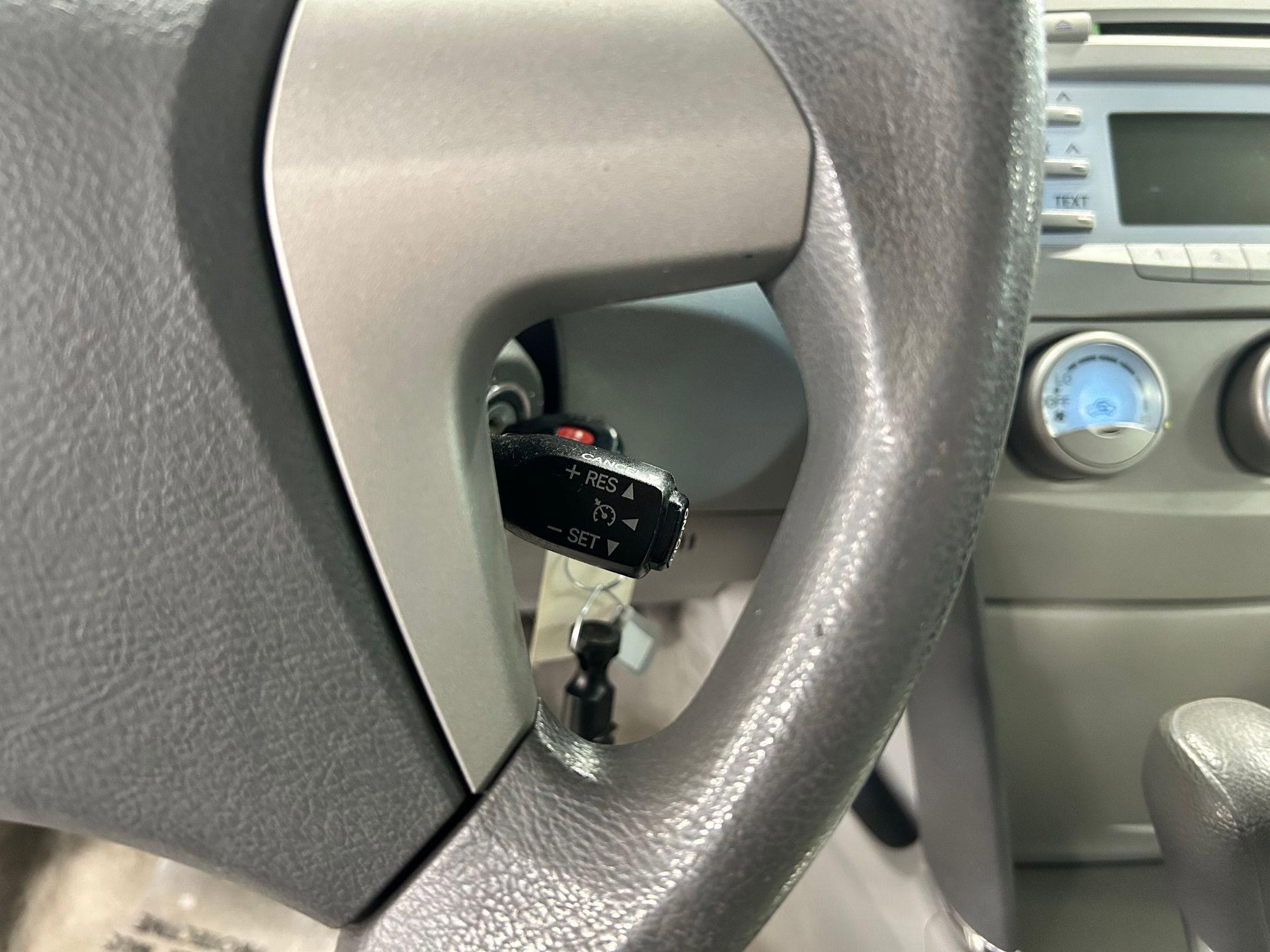 Used 2011 Toyota Camry LE image 13