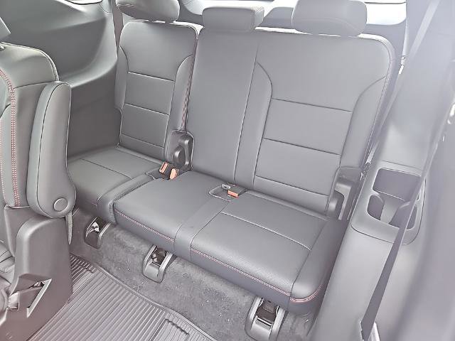 New 2026 Chevrolet Traverse RS w/ LPO, Floor Liner Package image 25