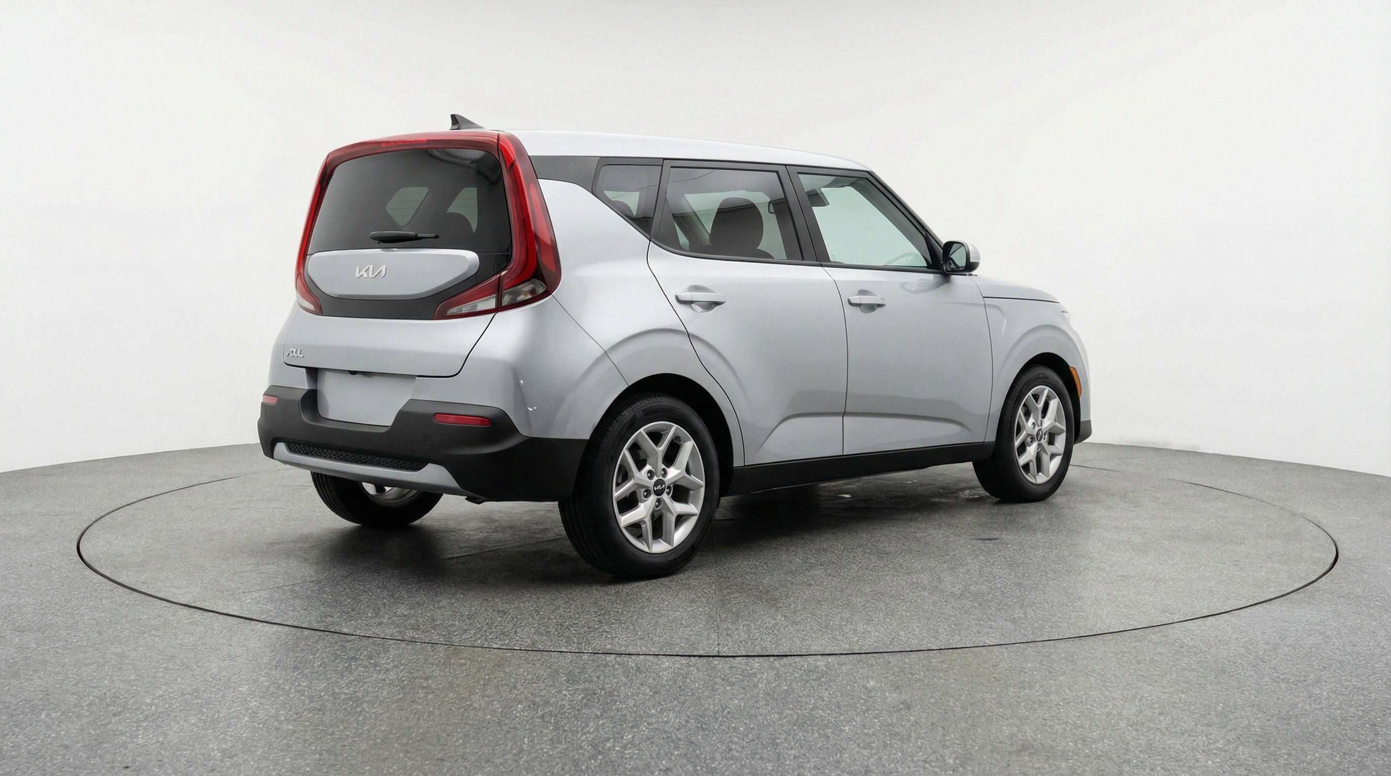 Used 2025 Kia Soul LX w/ LX Technology Package image 9