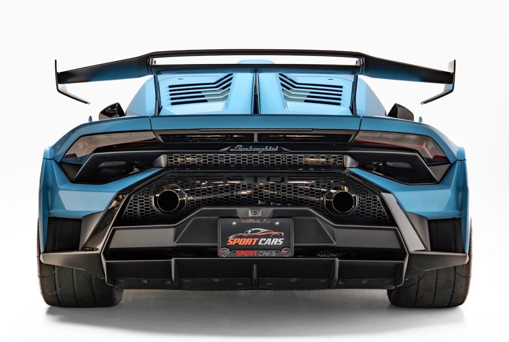 Used 2022 Lamborghini Huracan STO RWD image 11