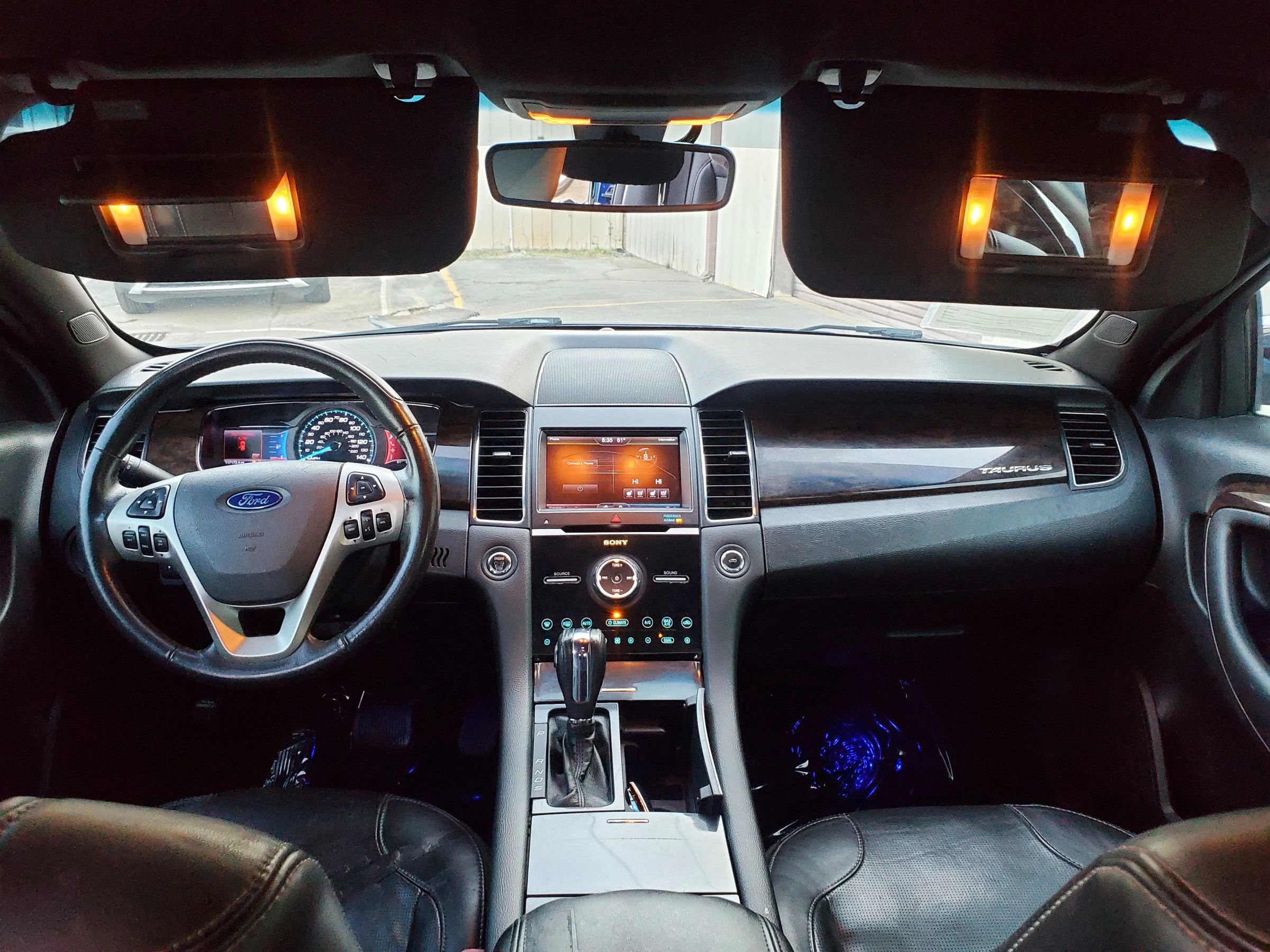 Used 2013 Ford Taurus Limited image 31