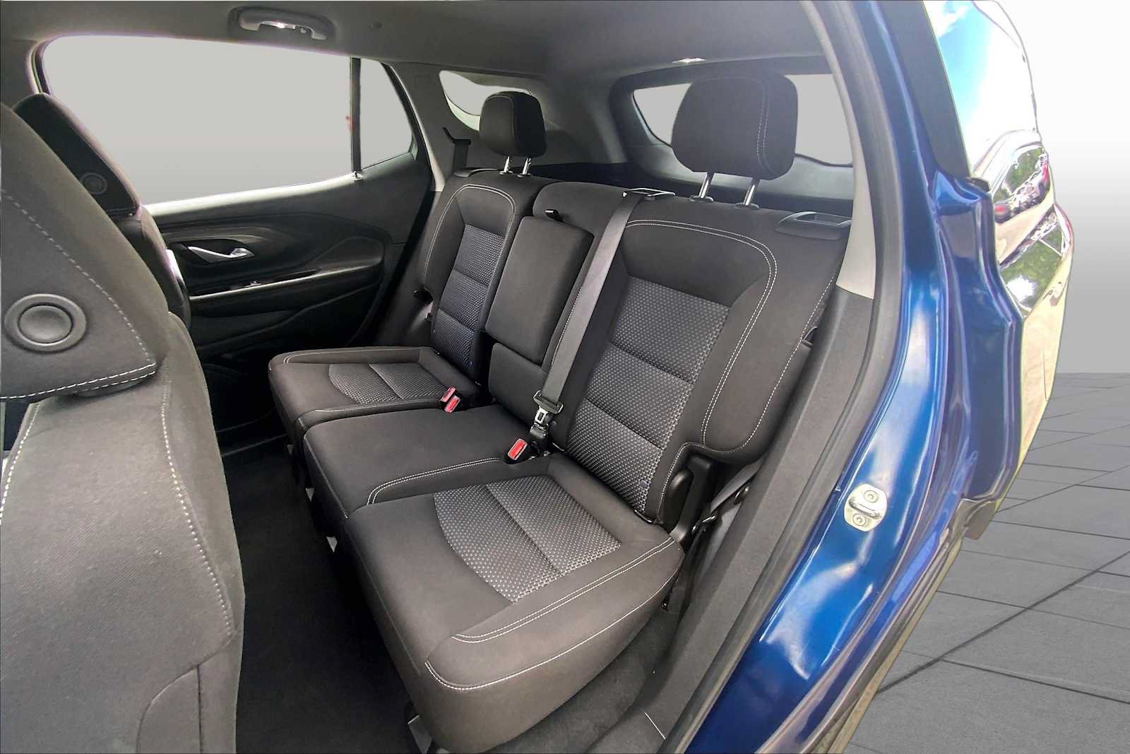 Used 2022 GMC Terrain SLE w/ Driver Convenience Package AWD/4WD image 20