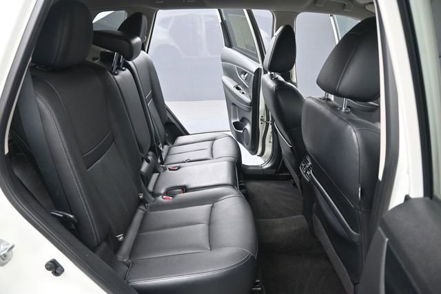 Used 2016 Nissan Rogue SL FWD image 16