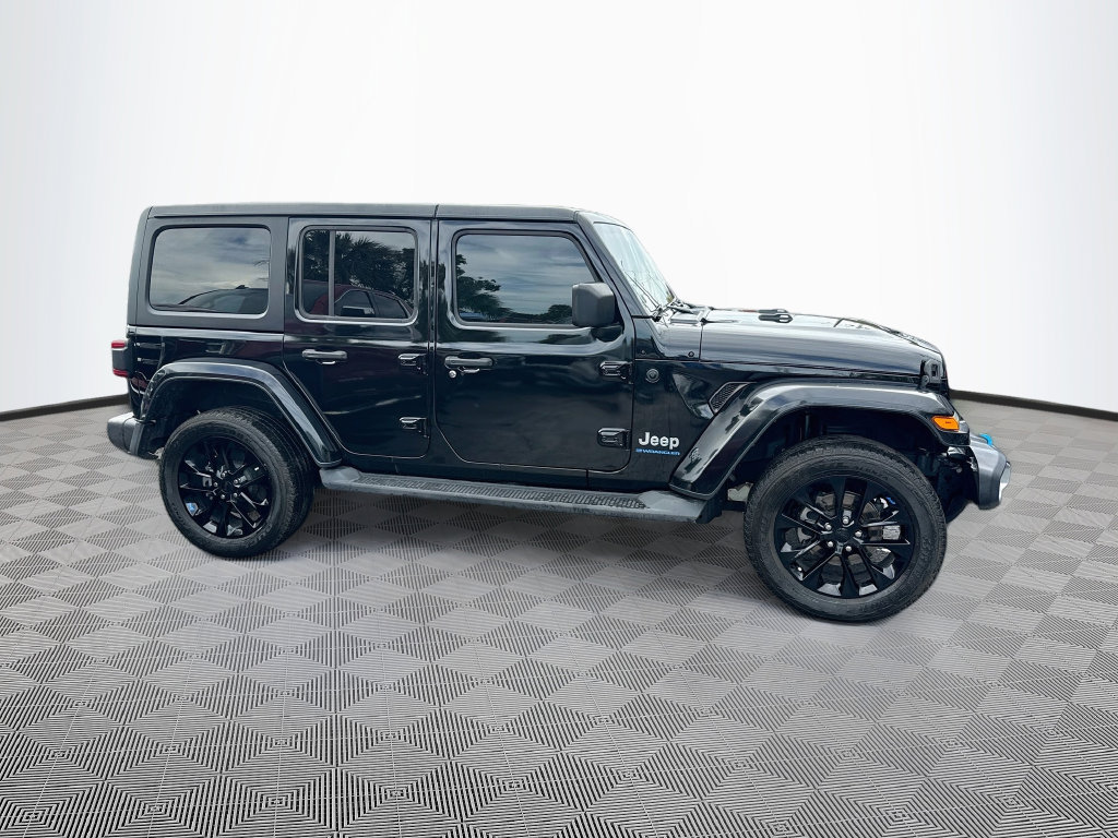 Certified 2023 Jeep Wrangler Unlimited Sahara AWD/4WD image 5
