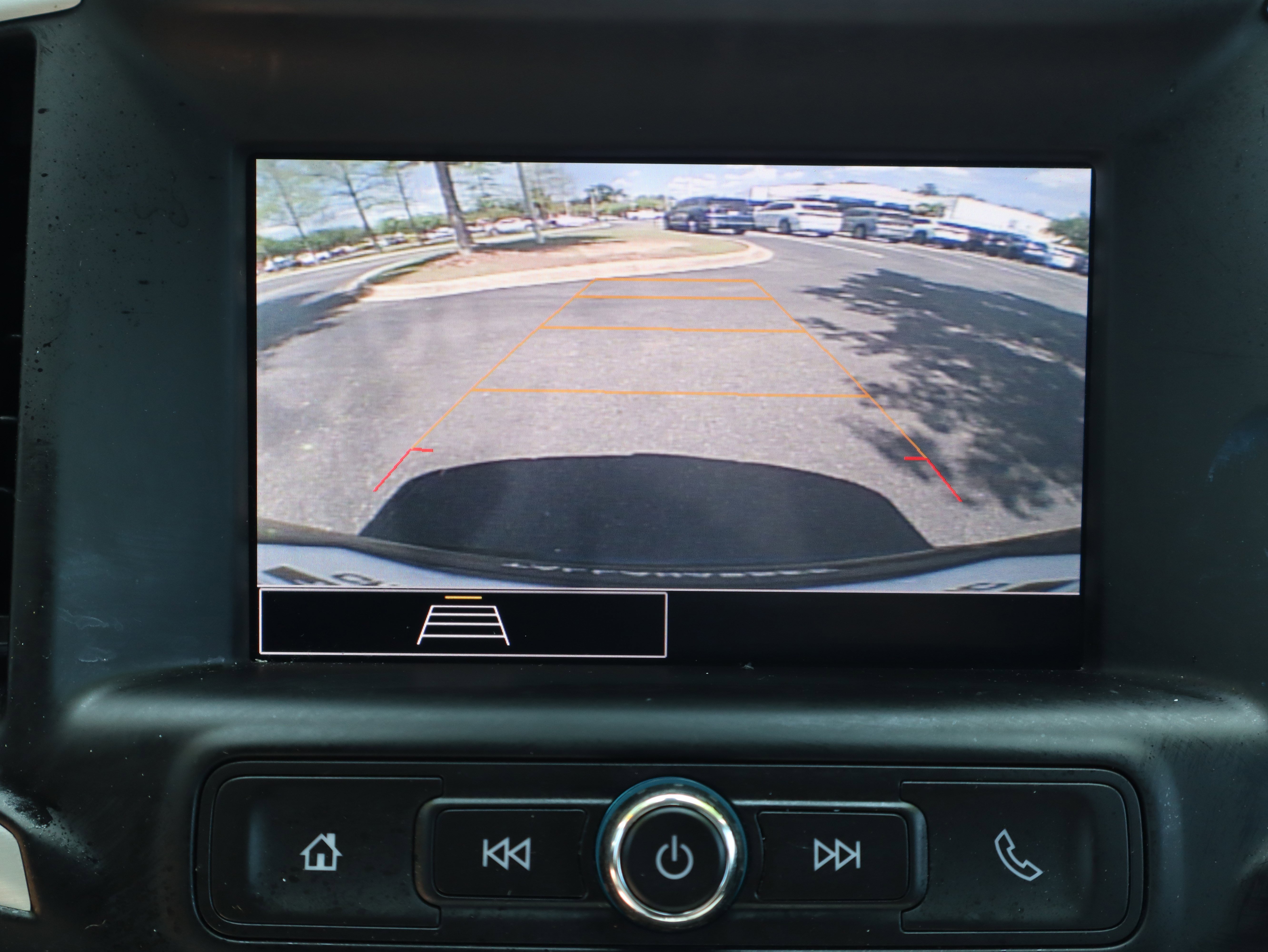 Used 2022 GMC Terrain SLE w/ Driver Convenience Package image 32