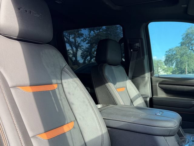 Used 2025 GMC Sierra 2500 AT4 w/ AT4 Premium Plus Package AWD/4WD image 13
