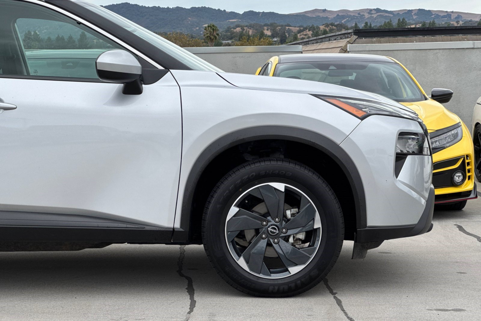 Used 2025 Nissan Rogue SV AWD/4WD image 35