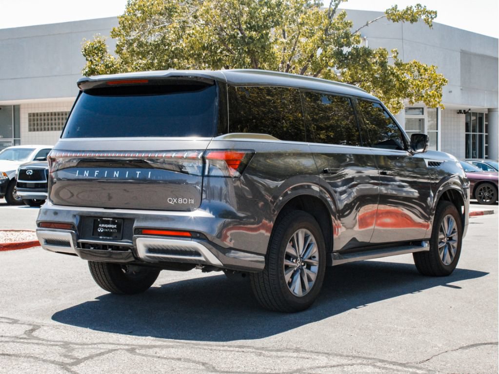 Used 2025 INFINITI QX80 Pure AWD/4WD image 5