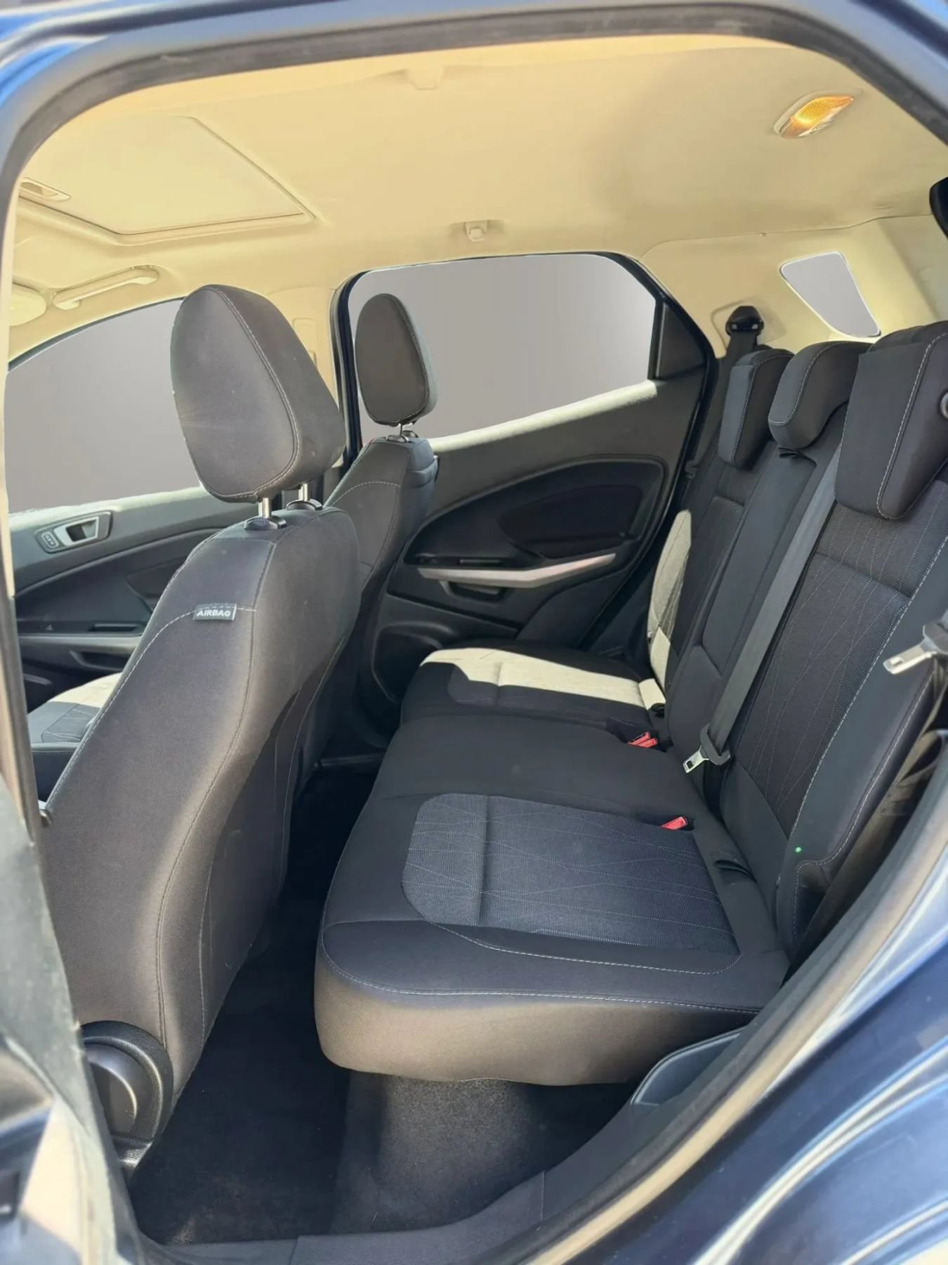 Used 2022 Ford EcoSport SE AWD/4WD image 13