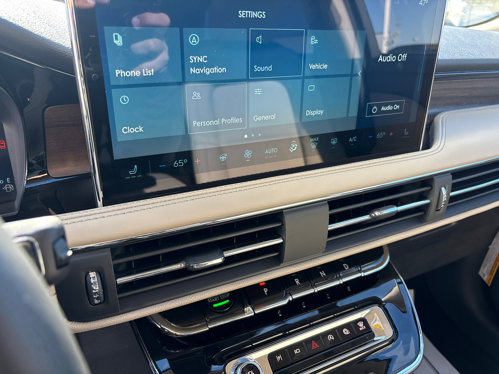 New 2026 Lincoln Corsair Reserve image 21