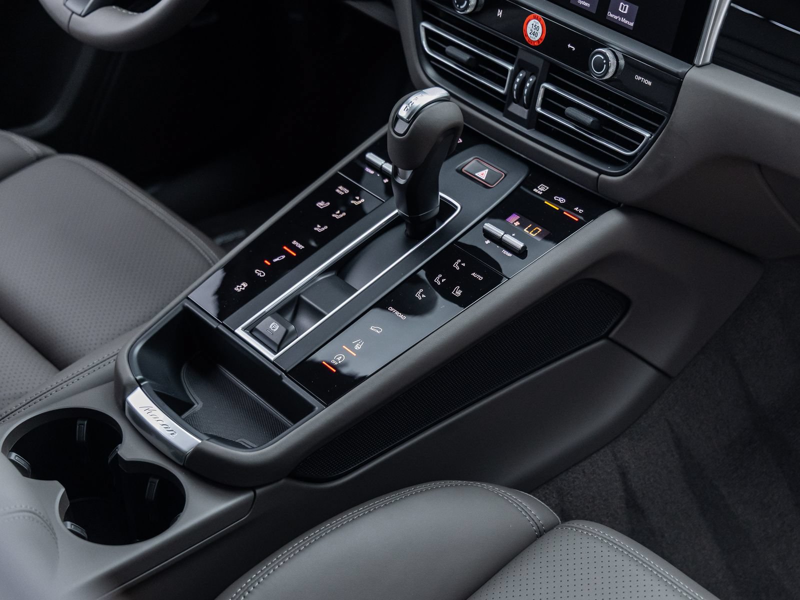 New 2026 Porsche Macan S AWD/4WD image 31