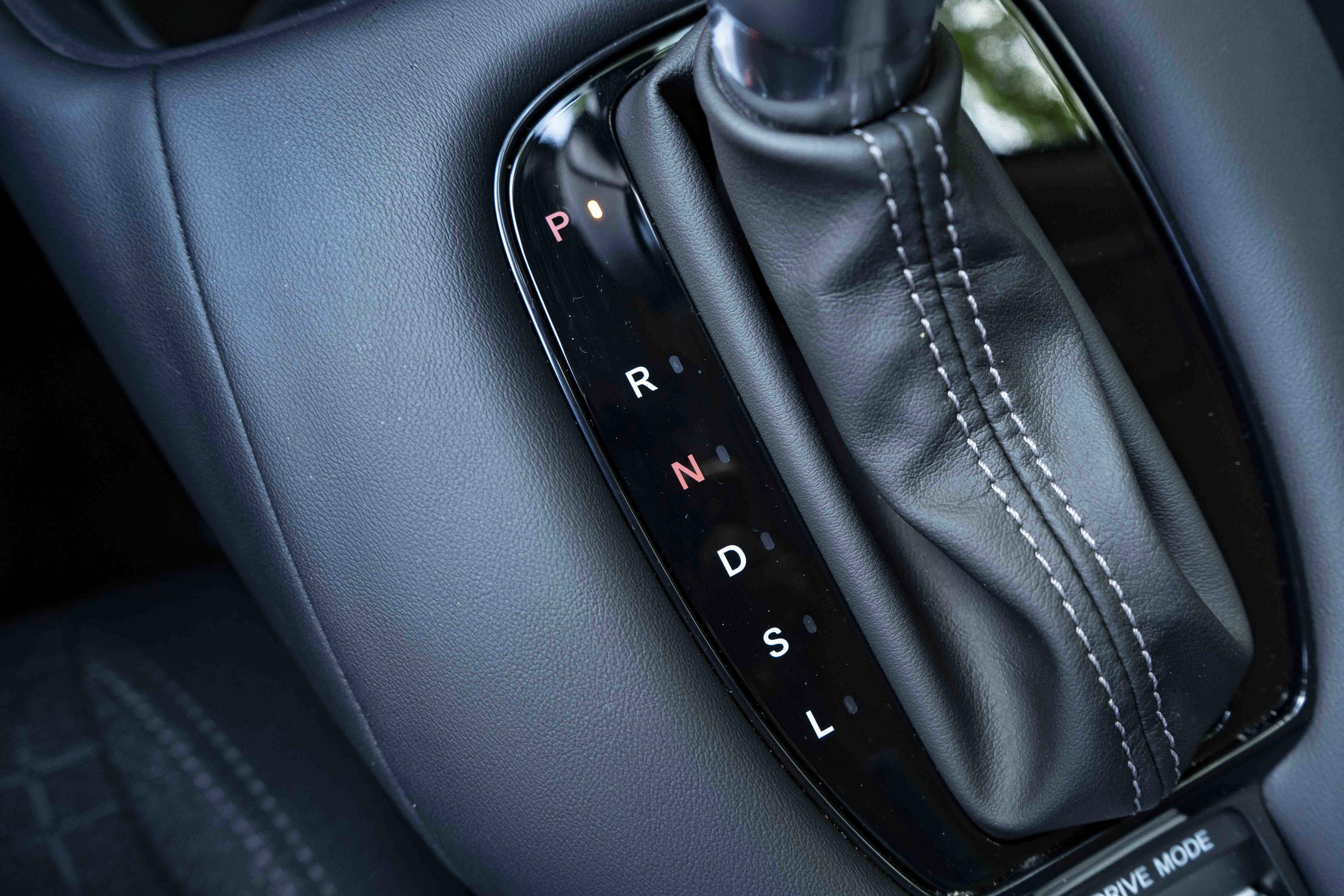 Certified 2026 Honda HR-V LX image 30