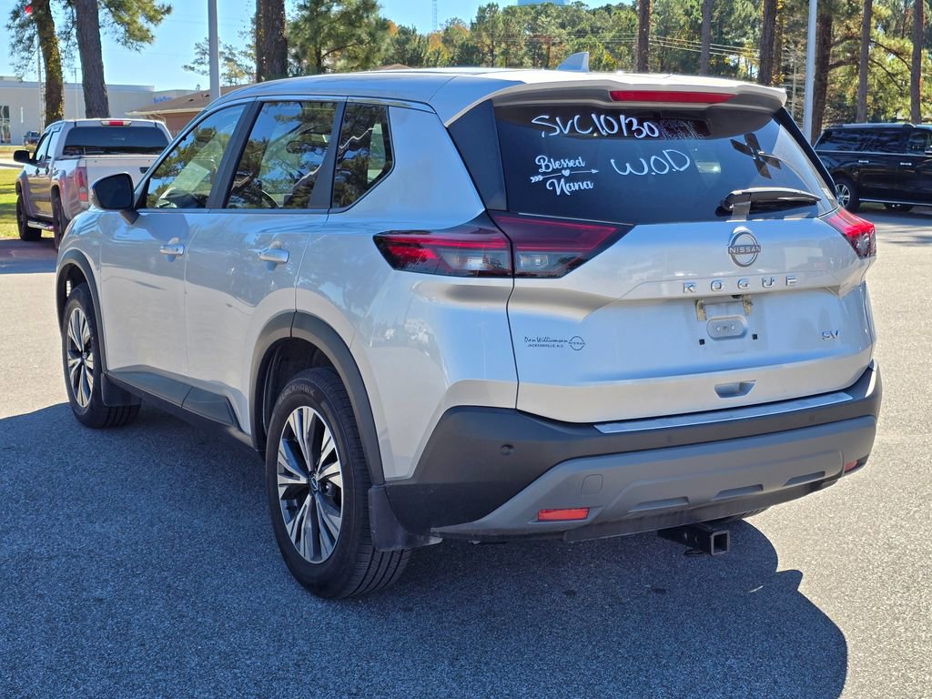 Used 2023 Nissan Rogue SV image 6