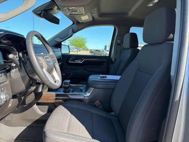 Used 2025 GMC Sierra 1500 Elevation w/ Preferred Package image 12