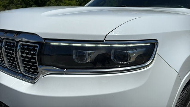 Certified 2023 Jeep Grand Wagoneer Series III AWD/4WD image 9