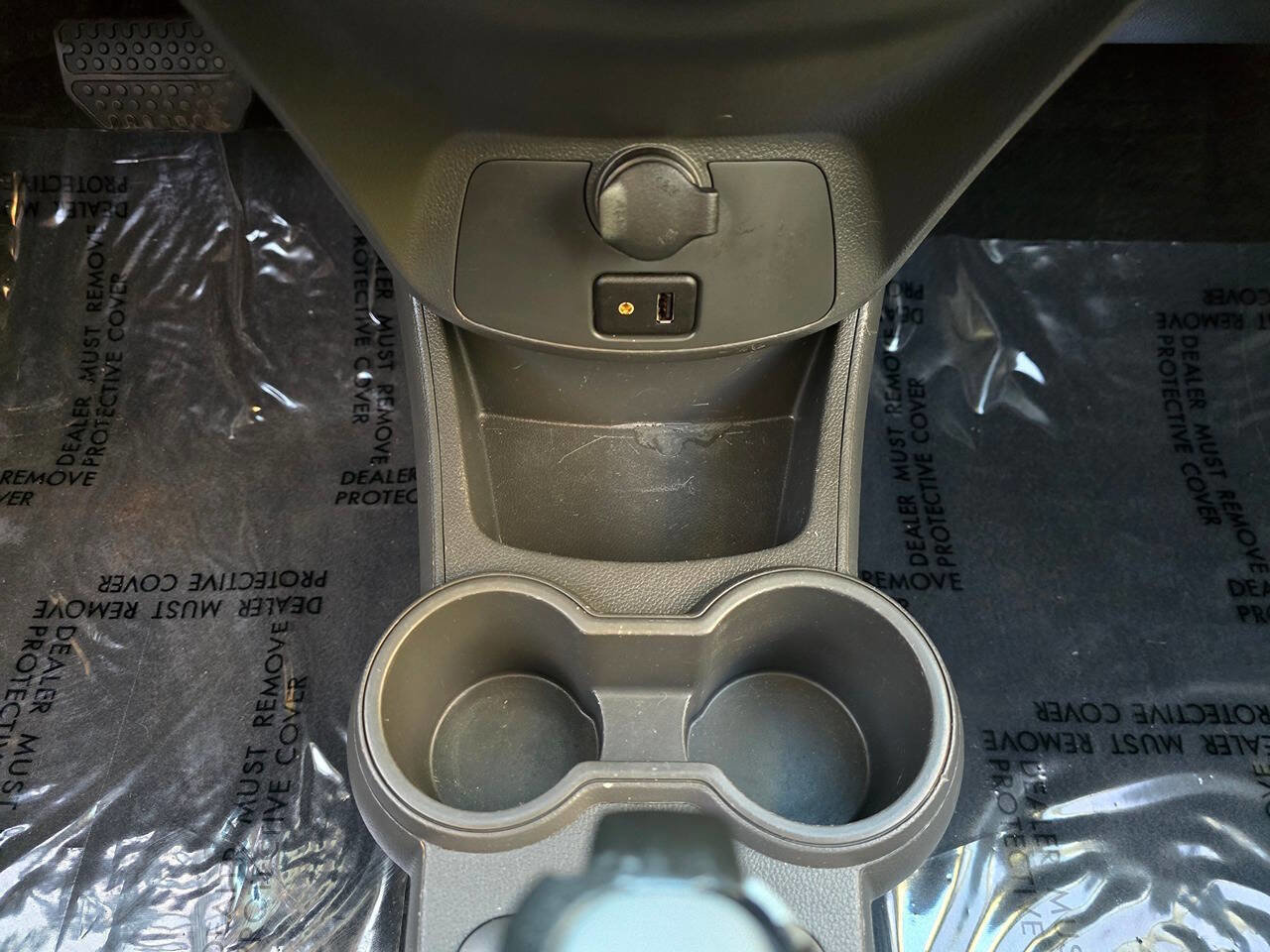 Used 2015 Chevrolet Spark LT image 31