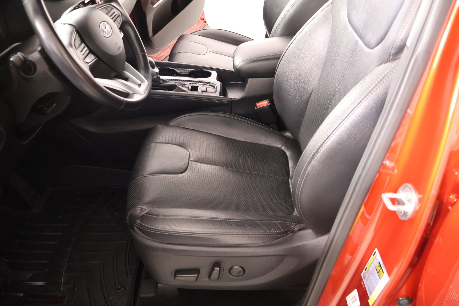 Used 2019 Hyundai Santa Fe Limited FWD image 11