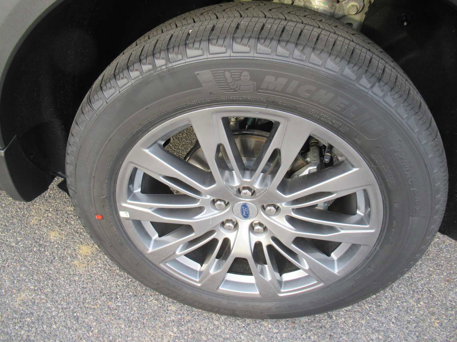 New 2026 Ford Explorer Platinum AWD/4WD image 9