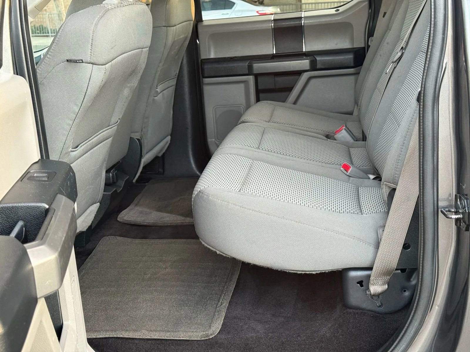 Used 2017 Ford F150 XLT image 15