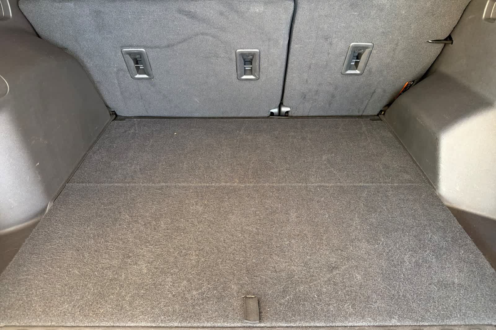 Used 2024 Chevrolet Equinox LT FWD image 16