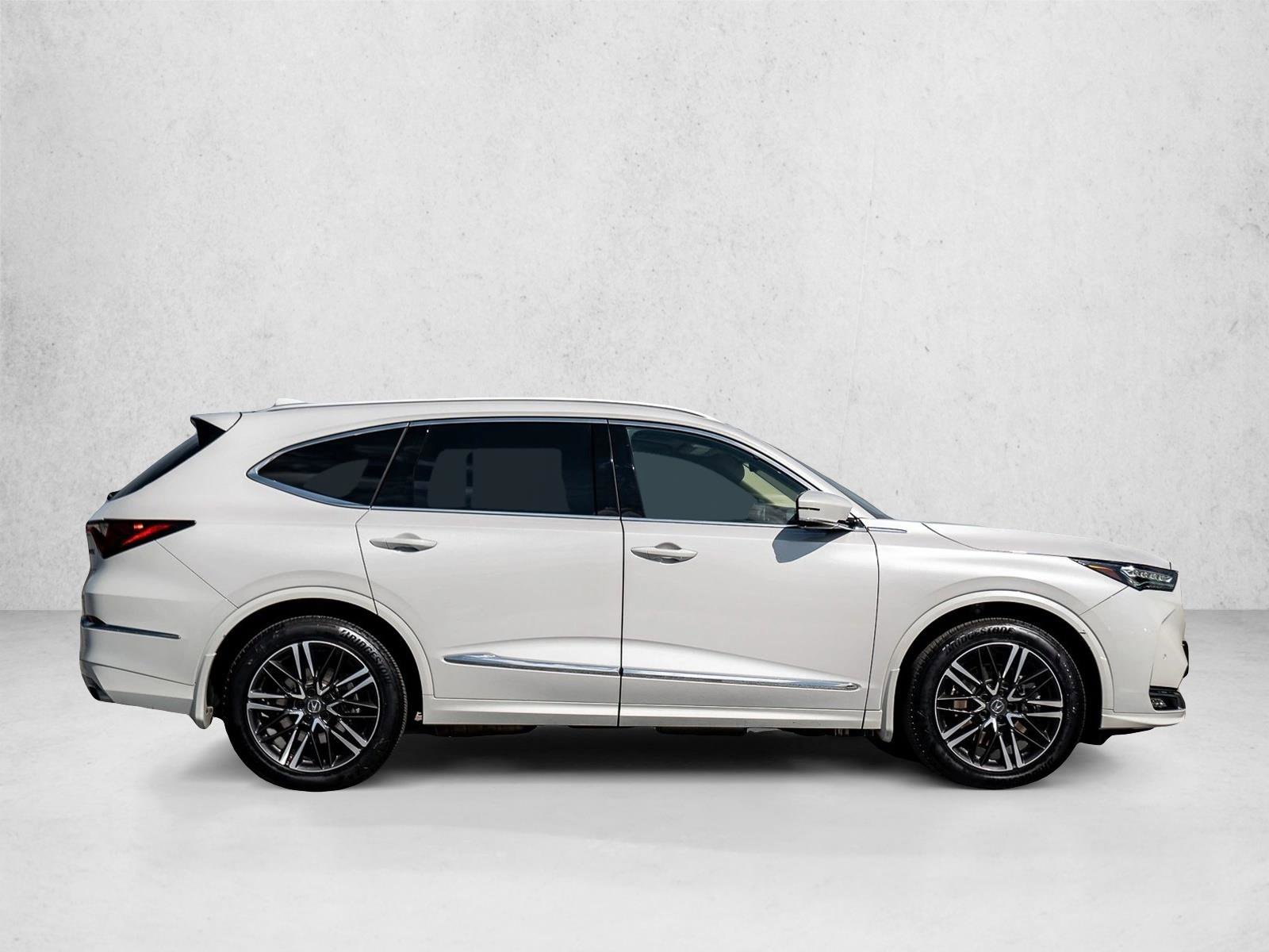 Used 2025 Acura MDX SH-AWD w/ Advance Package image 6