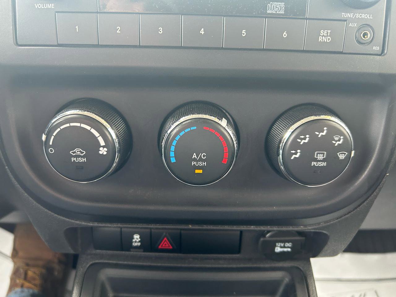 Used 2012 Jeep Patriot Sport FWD image 23