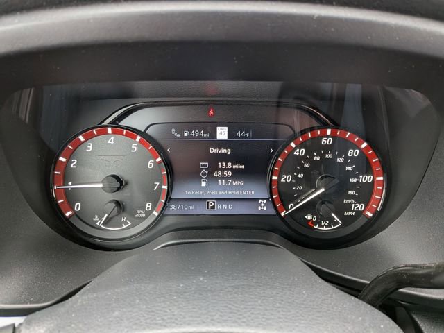Used 2022 Nissan Titan PRO-4X w/ Pro-4x Convenience Package AWD/4WD image 10