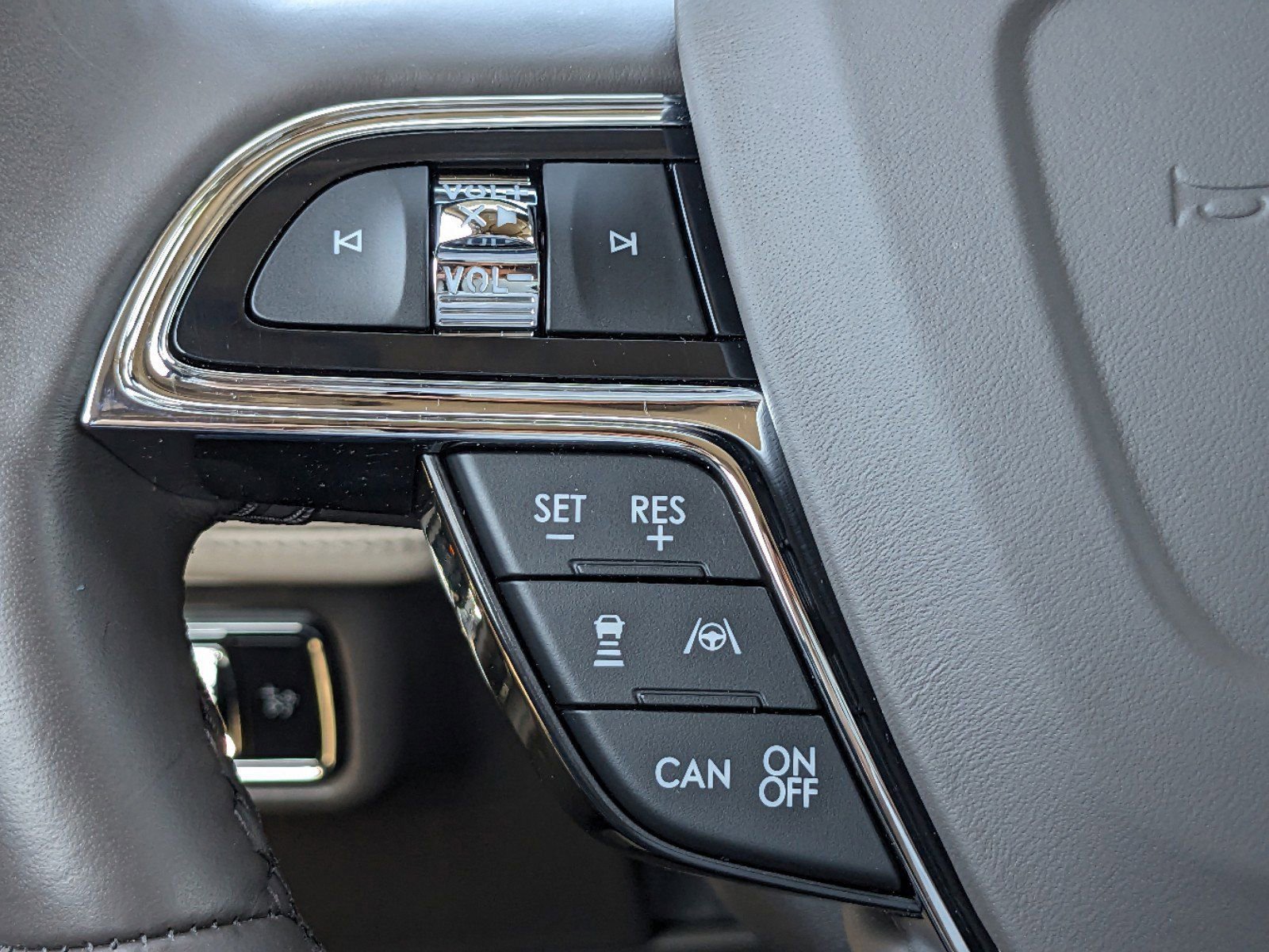 Certified 2023 Lincoln Nautilus Reserve w/ Equipment Group 201A image 29