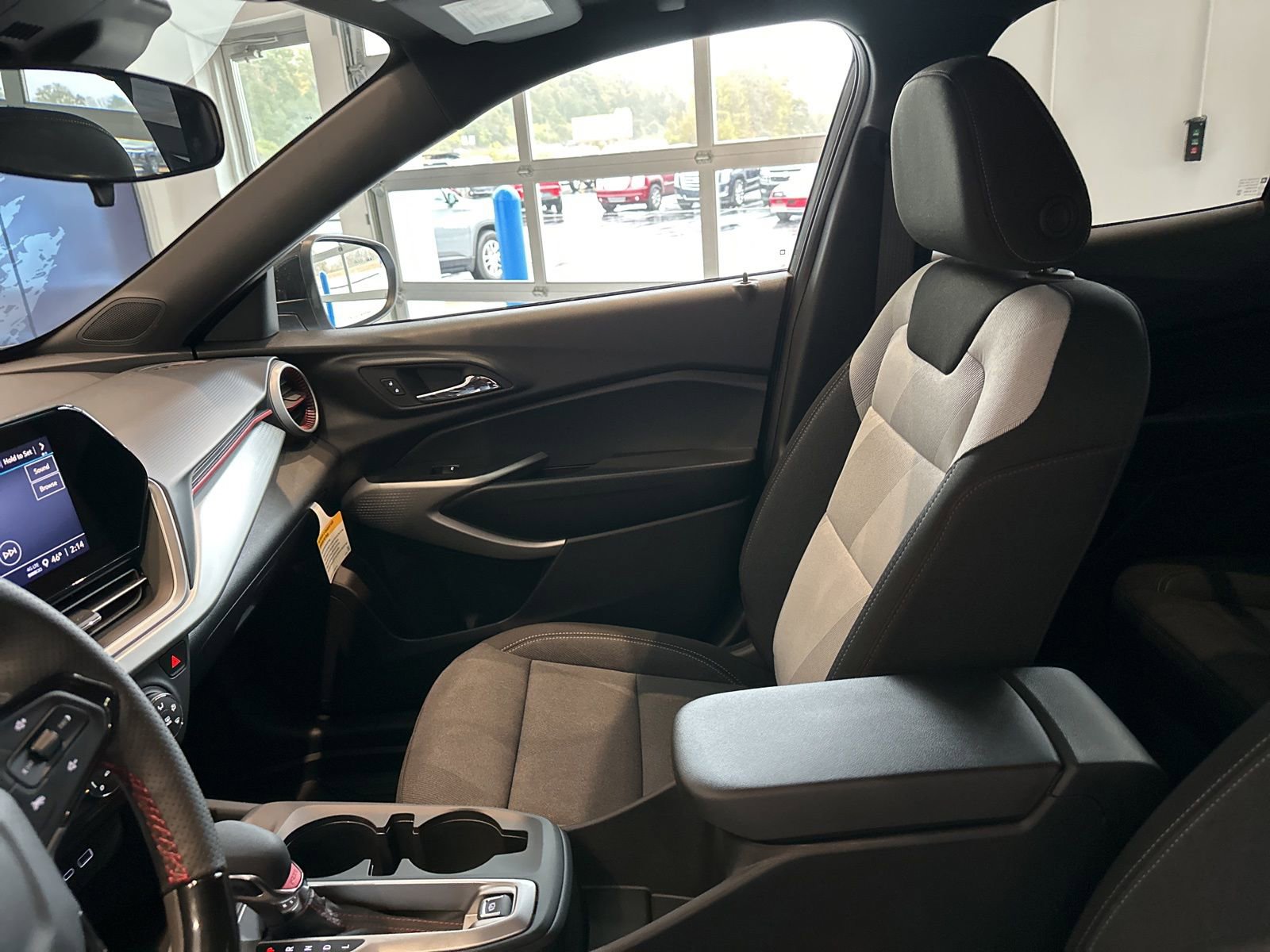 New 2026 Chevrolet Trax RS w/ Driver Confidence Package image 21