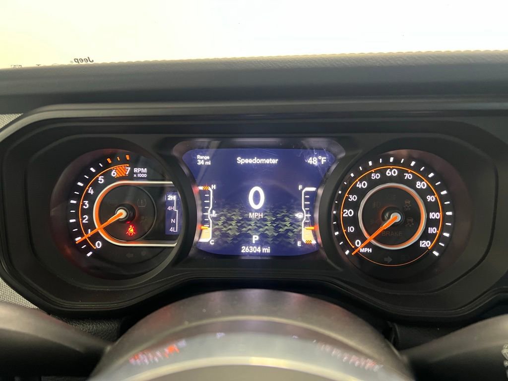 Used 2024 Jeep Wrangler Unlimited Sahara AWD/4WD image 24