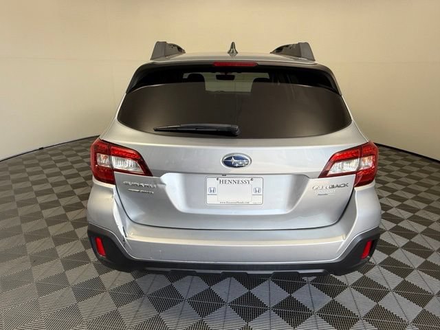 Used 2019 Subaru Outback 2.5i Limited AWD/4WD image 5