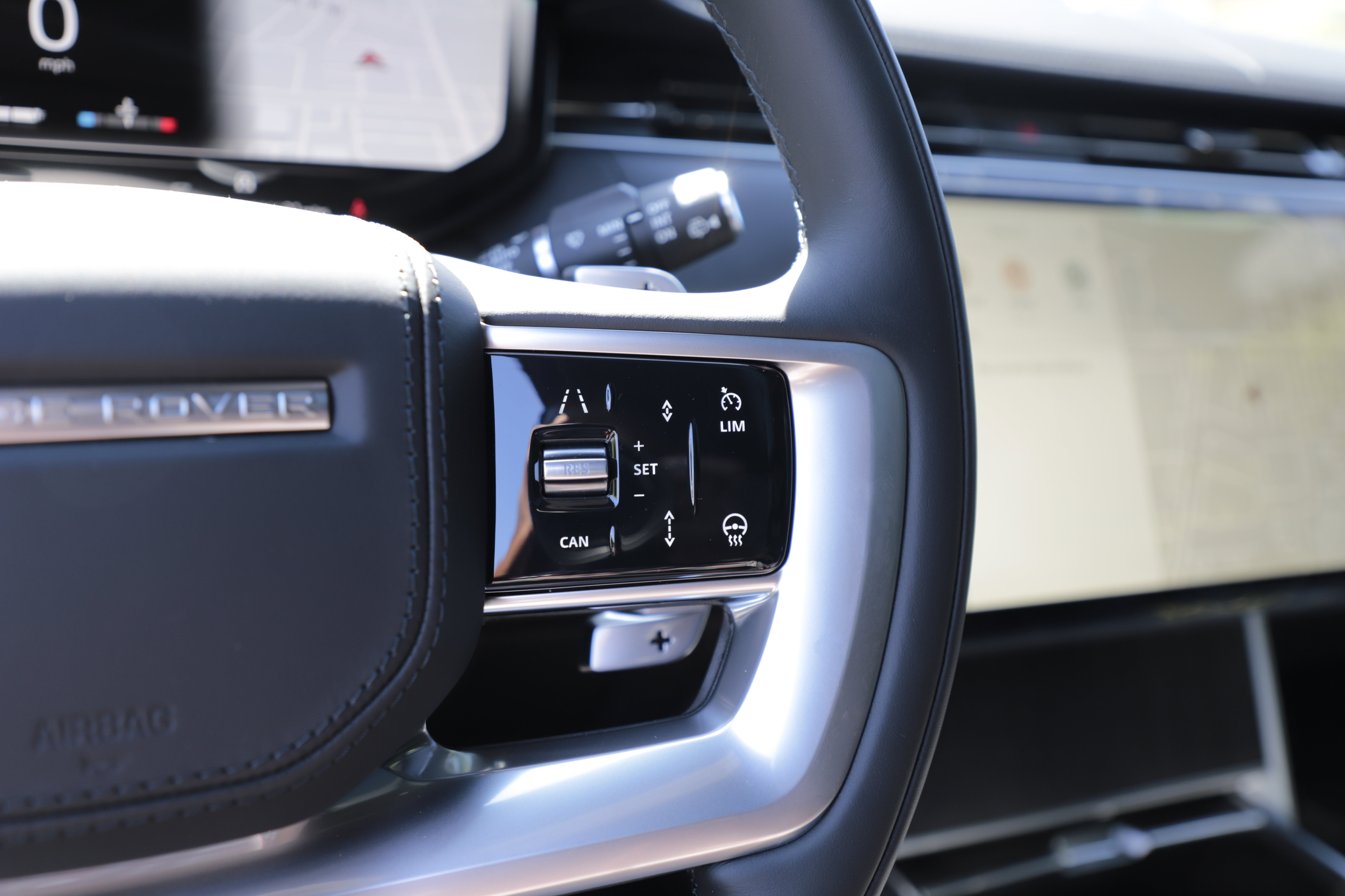 New 2026 Land Rover Range Rover SE AWD/4WD image 23