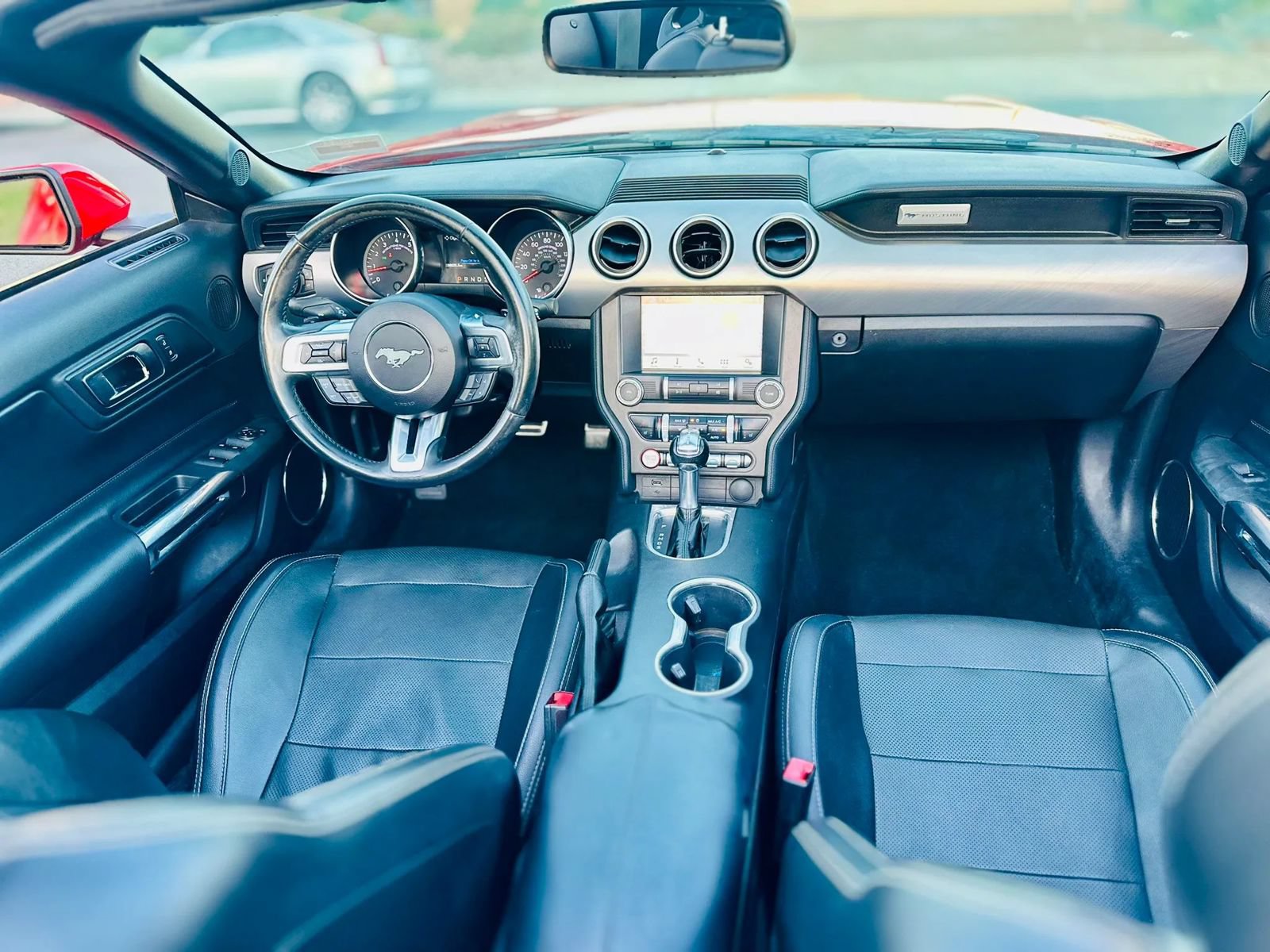 Used 2019 Ford Mustang Premium RWD image 12