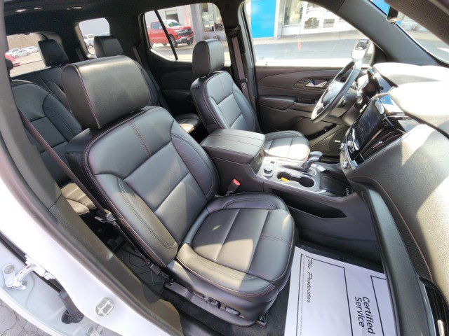 Used 2023 Chevrolet Traverse RS w/ LPO, Floor Liner Package image 12