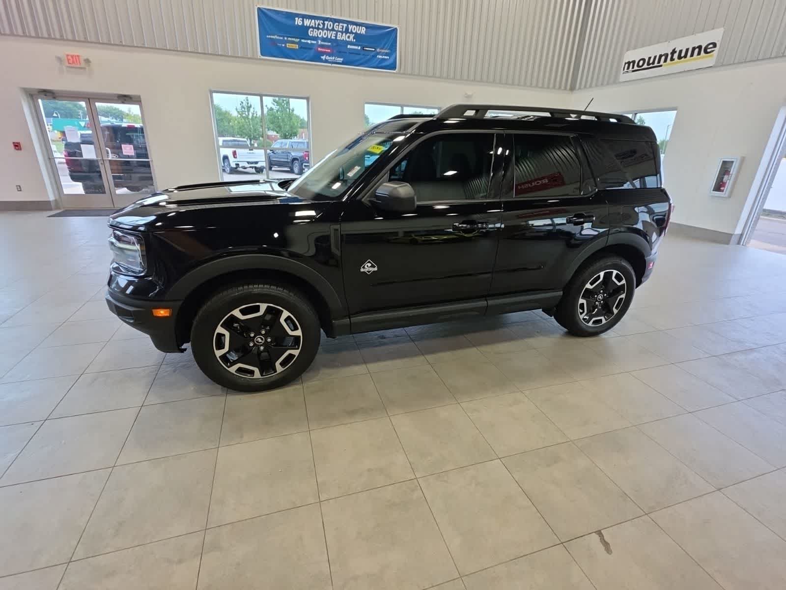 Used 2024 Ford Bronco Sport Outer Banks w/ Tech Package AWD/4WD image 15