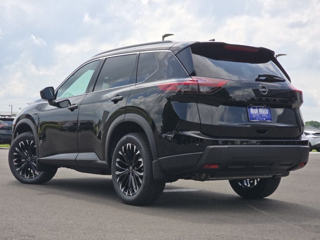 New 2026 Nissan Rogue Dark Armor AWD/4WD image 10