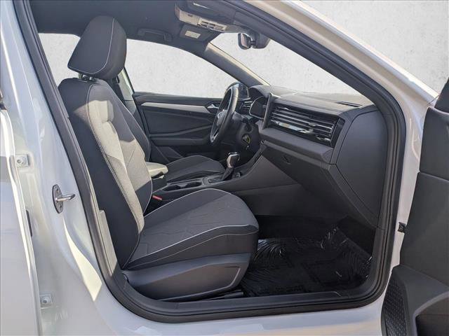 Used 2025 Volkswagen Jetta Sport image 19