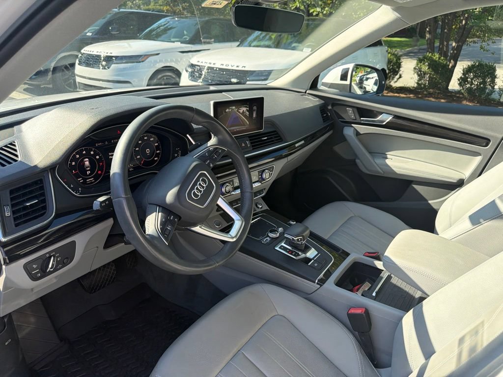 Used 2019 Audi Q5 2.0T Premium Plus w/ Premium Plus Package AWD/4WD image 16