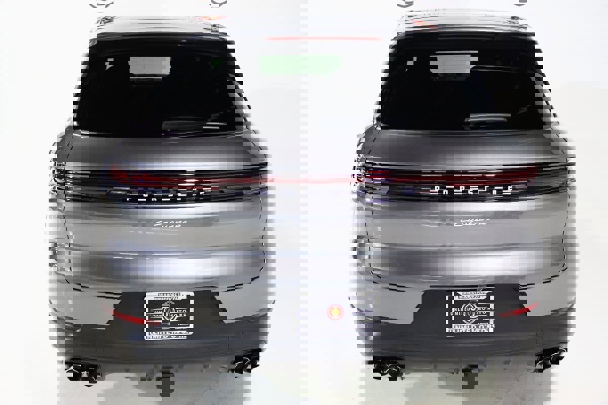 Used 2024 Porsche Cayenne image 33