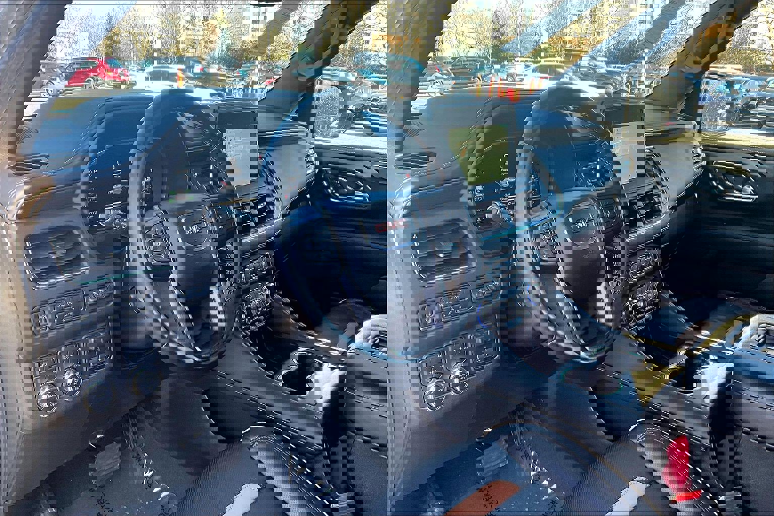 Used 2024 GMC Yukon AT4 w/ AT4 Premium Plus Package image 13