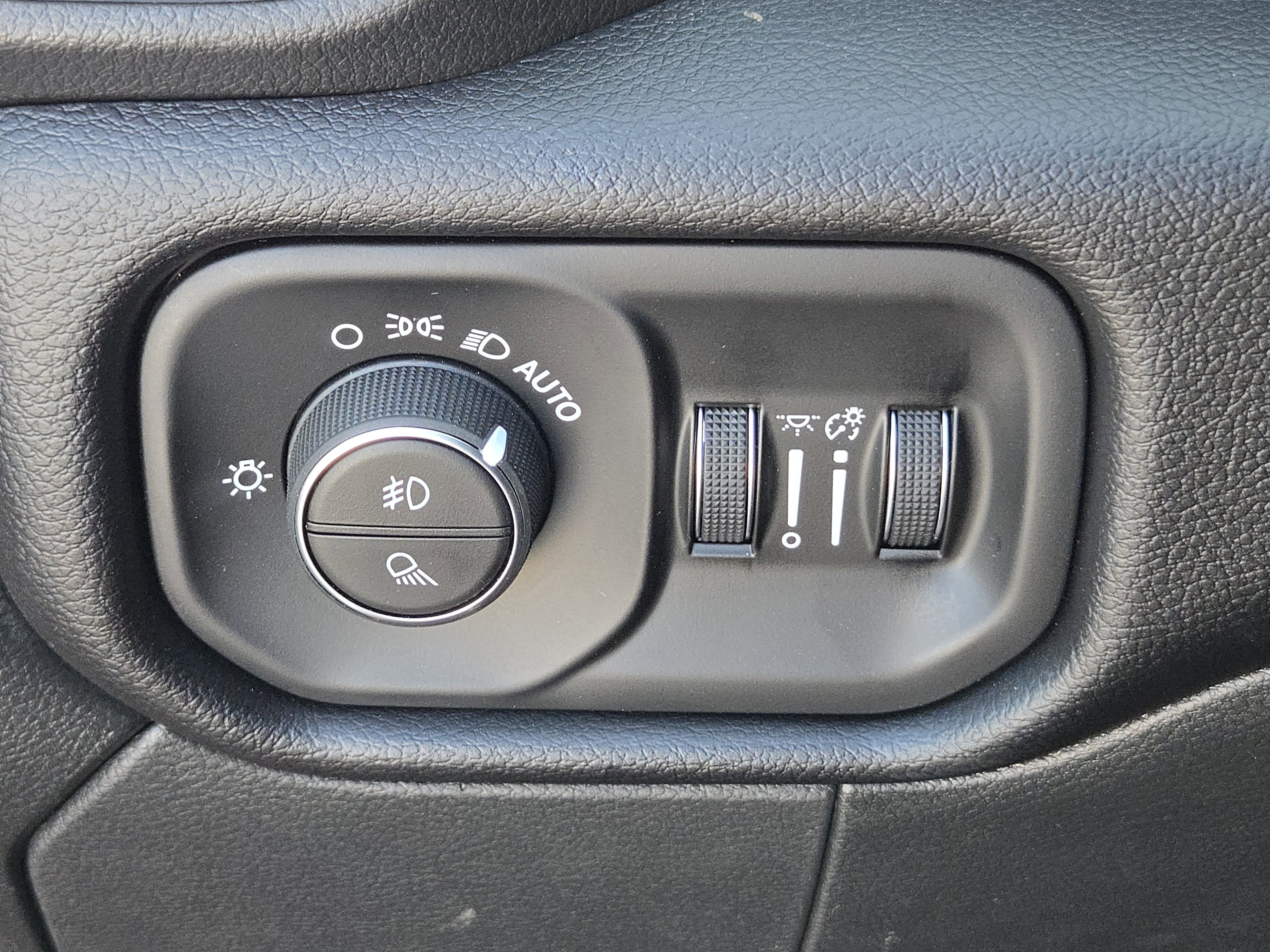 New 2026 RAM 2500 Laramie image 19