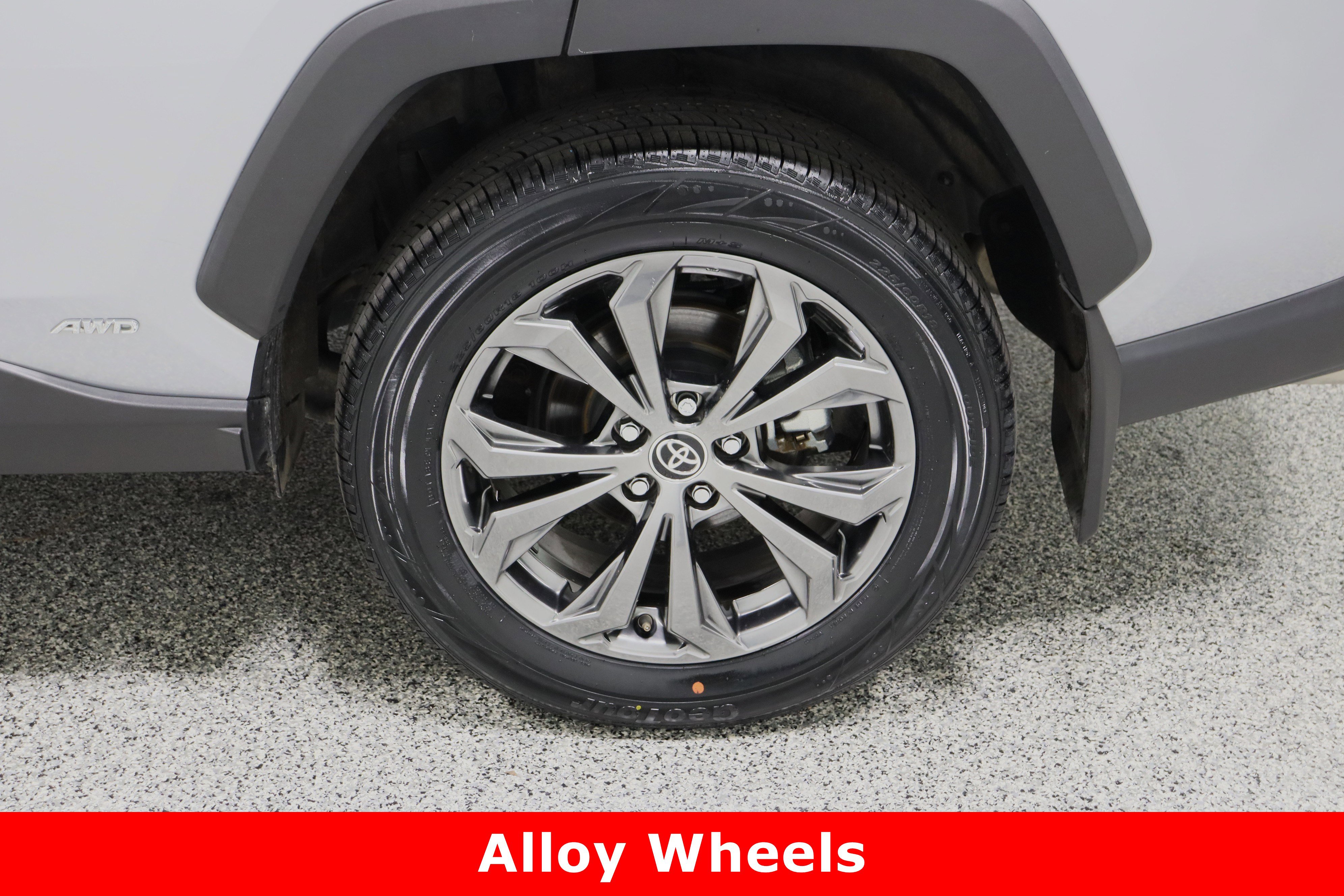 Certified 2022 Toyota RAV4 Limited image 10