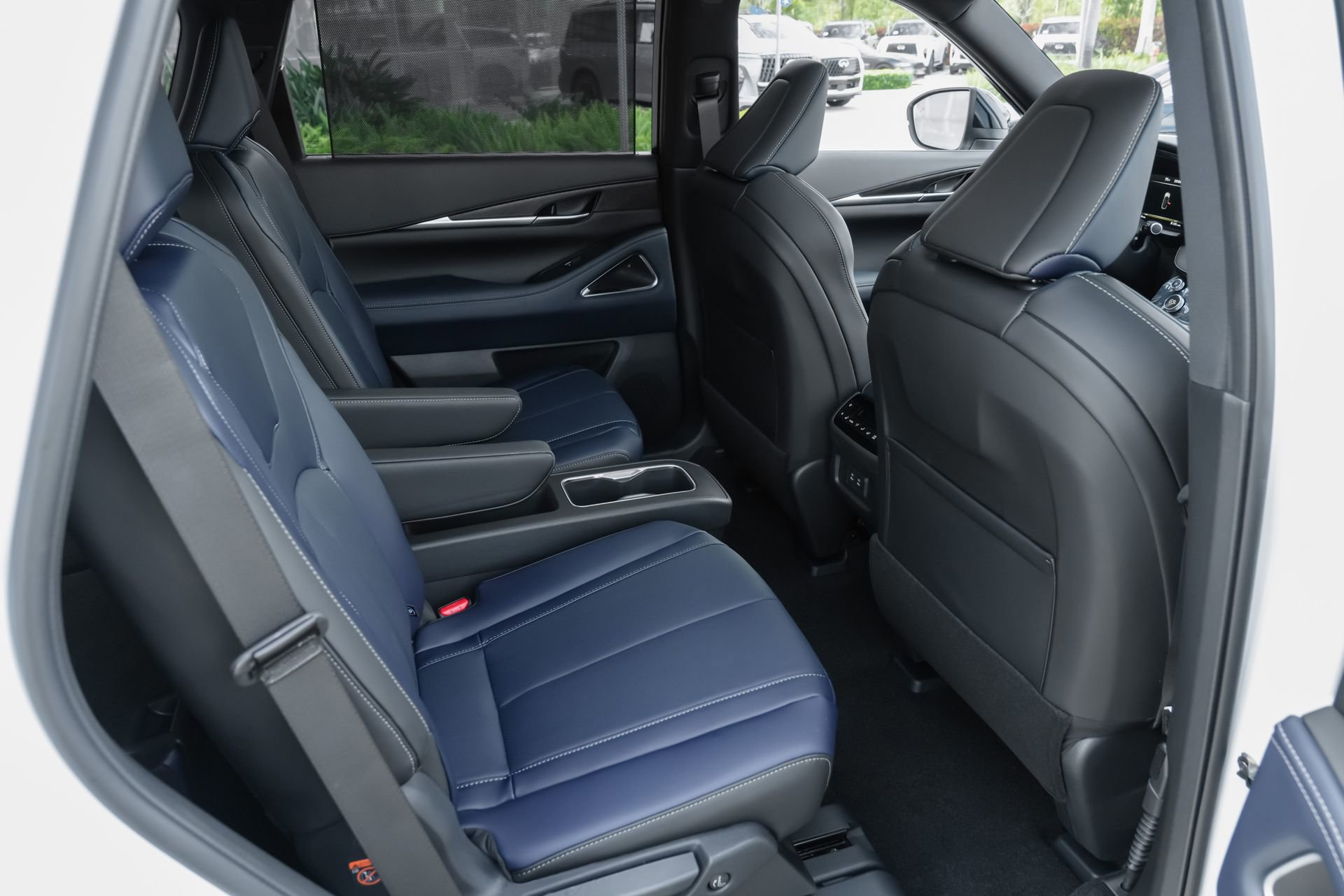 New 2026 INFINITI QX60 Sport w/ Dark Cargo Package image 27