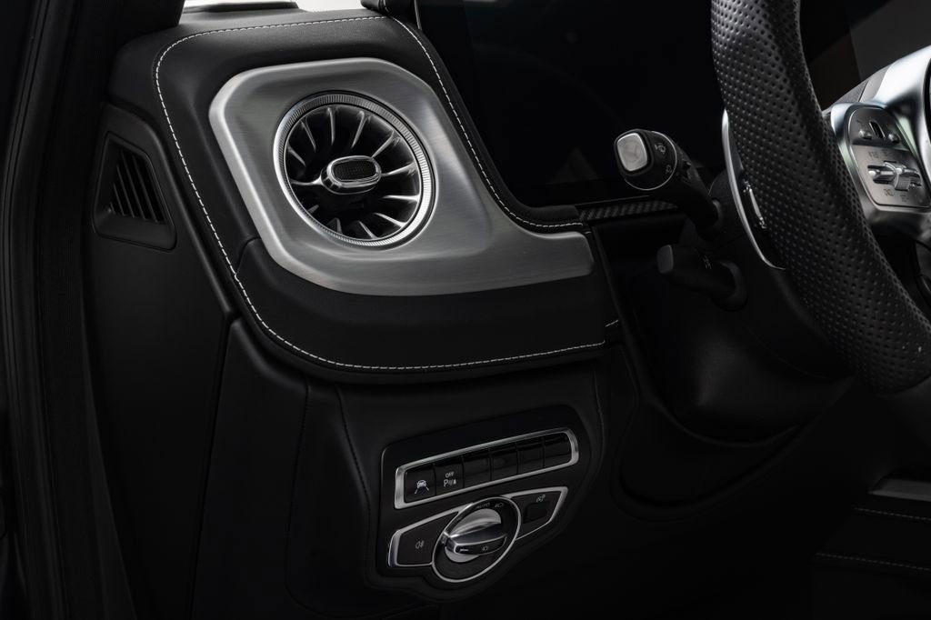 Used 2024 Mercedes-Benz G 63 AMG Squared image 30