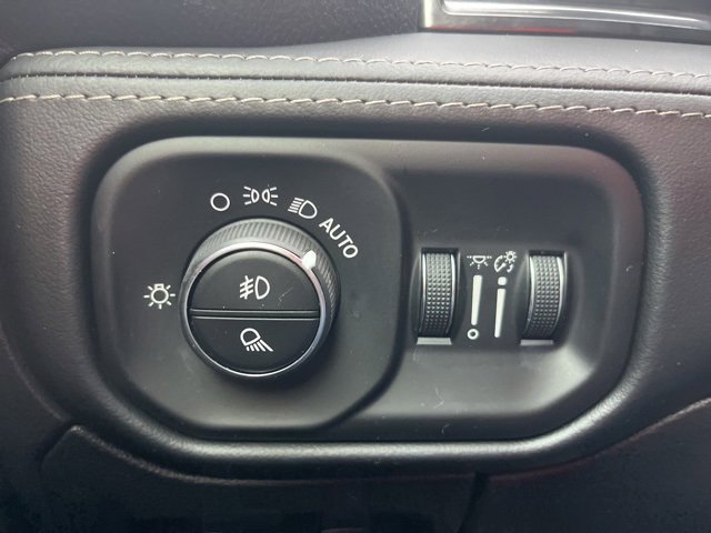 Used 2023 RAM 1500 Limited image 29