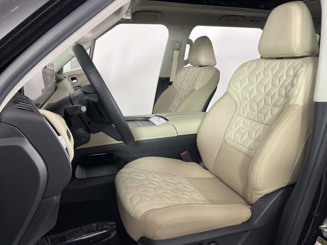 New 2026 Nissan Armada Platinum image 18