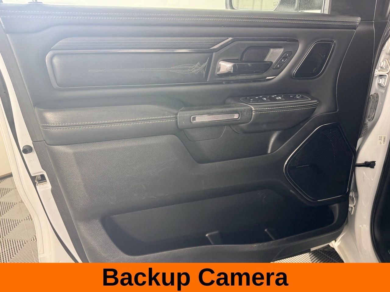 Used 2023 RAM 1500 Limited AWD/4WD image 10
