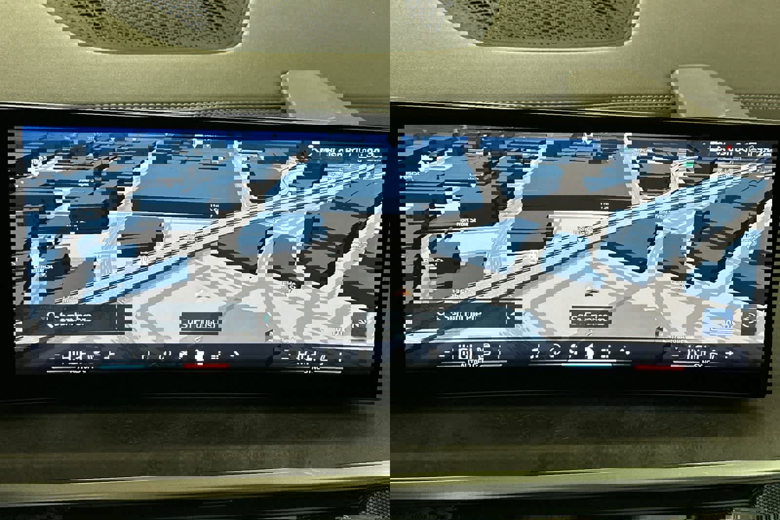 Used 2026 BMW X7 xDrive40i image 19