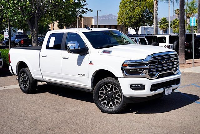 Used 2025 RAM 3500 Longhorn AWD/4WD image 3